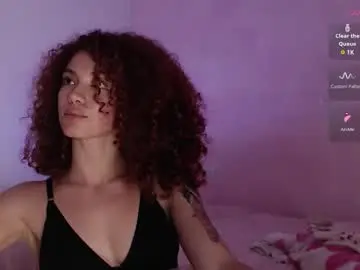 Chaturbate Live Sex Cam of red_velvett0