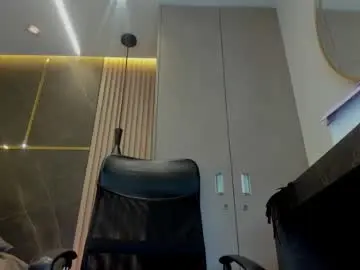 Chaturbate Live Sex Cam of shanellmoore