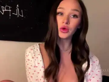 Chaturbate Best live sex cam show of doublesees