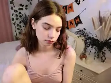 Chaturbate Live Sex Cam of evi_brook