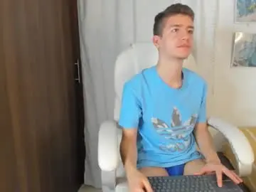 Chaturbate Nude Webcam of thiago_james69