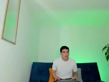 Chaturbate Best live sex cam show of ares_johnsonn