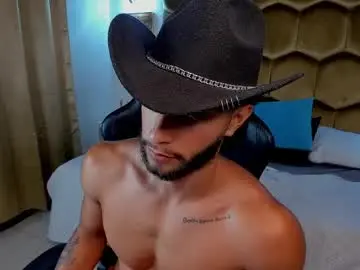 Chaturbate Free Porn Cam of collins_emmett