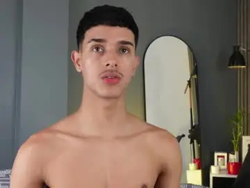 Chaturbate Live Sex Cam of busterspinter