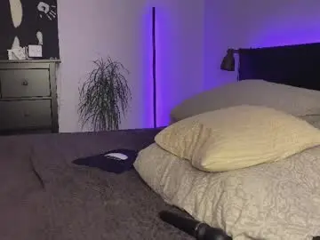 Chaturbate Live Sex Cam of dalmatian_girl