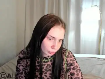 Chaturbate Live Sex Cam of lolatwizz