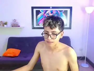 Chaturbate Nude Webcam of alexcum_18