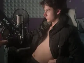 Chaturbate Free Live Porn of bluskyzz