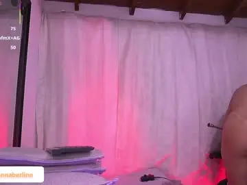 Chaturbate Watch Live Sex Cams of dannaberlin