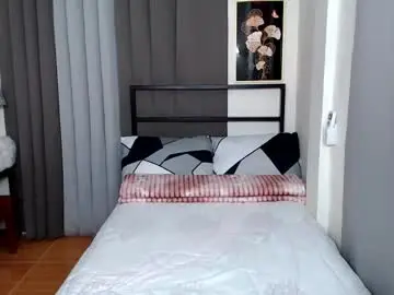 Chaturbate Live Sex Cam of classy_maika