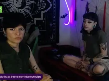 Chaturbate Sex Chat of lovelockedlips