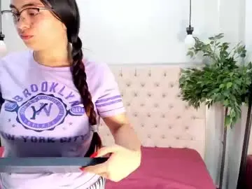 Chaturbate Best live sex cam show of mia_collivens