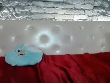 Chaturbate Live Sex Cam of shygurl18hot
