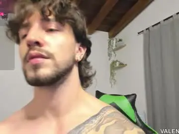 Chaturbate Watch Live Sex Cams of valentino2201