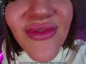 Chaturbate Live Sex Cam of chrissy_black