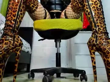 Chaturbate Watch Live Sex Cams of mistresstiffany69