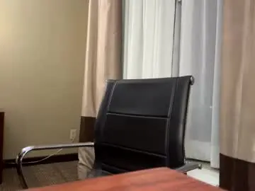 Chaturbate Live Sex of cloutchasercryst