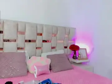 Chaturbate Live Sex Cam of kuitty_sara