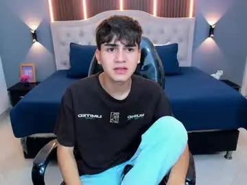 Chaturbate Adult Video Chat of tommy18__
