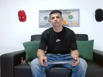 Chaturbate Watch Live Sex Cams of alpha_pprs