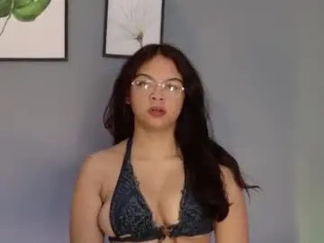 Chaturbate Live Porn of mialuxx