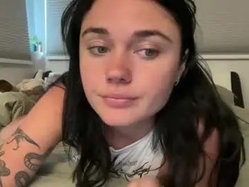 Chaturbate Live Sex Cam of queencassidyy