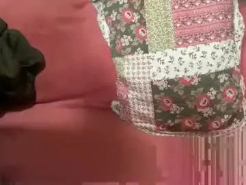 Chaturbate Free Porn Cam of suzysummerrrrrrrrr