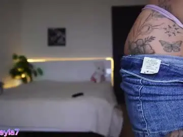 Chaturbate Free Porn Cam of leyla_ly