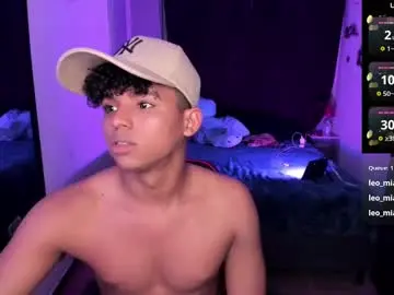 Chaturbate Best live sex cam show of noah_smith04