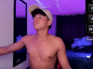Chaturbate Live Sex of noah_smith04