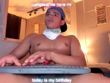 Chaturbate Live Sex of noah_smith04