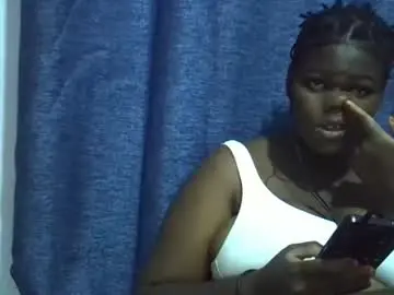 Chaturbate Live Sex Cam of trendybootie