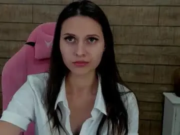 Chaturbate Live Sex Cam of alisaversailles