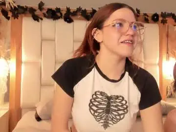 Chaturbate Best live sex cam show of daphne_and_roger