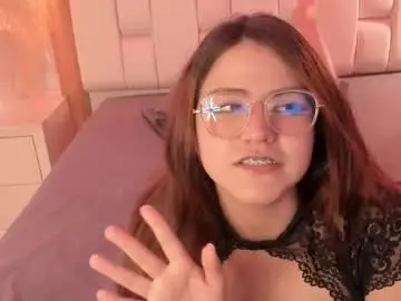 Chaturbate Free Porn Cam of daphne_and_roger