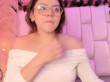 Chaturbate Free Live Porn of daphne_and_roger