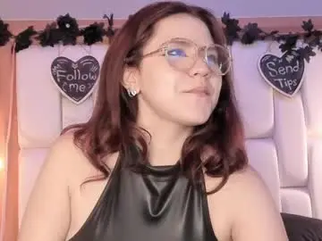 Chaturbate Best live sex cam show of daphne_and_roger