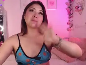 Chaturbate Watch Live Sex Cams of jinibelle