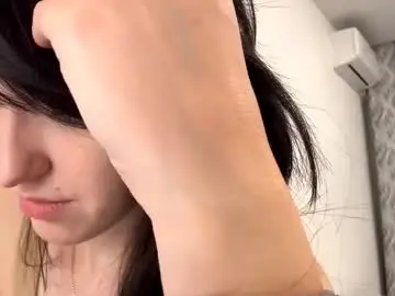 Chaturbate Adult Webcams of lucibeveridge