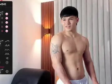 Chaturbate Live Sex Cam of ryo_kush
