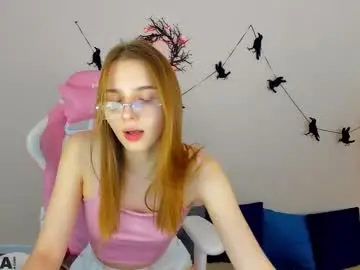 Chaturbate Live Sex Cam of lina_reeds