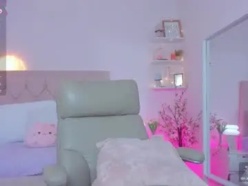 Chaturbate Sex Cam of little_sweet_18