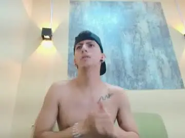 Chaturbate Watch Live Sex Cams of noha_crayg