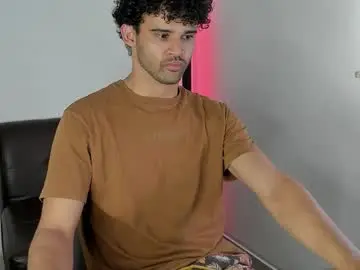 Chaturbate Sex Cam of chrisandrew_