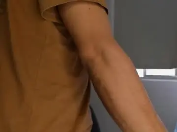 Chaturbate Nude Webcam of chrisandrew_
