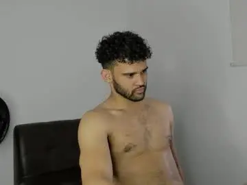 Chaturbate Live Sex Cam of chrisandrew_