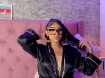 Chaturbate Best live sex cam show of khelany_isyy