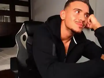 Chaturbate Live Sex of elijahthorne