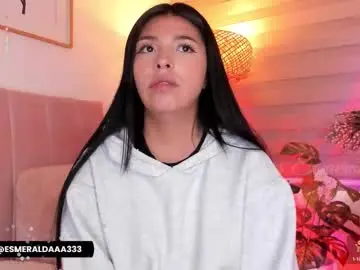 Chaturbate Live Sex Cam of missesmeralda