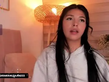 Chaturbate Watch Live Sex Cams of missesmeralda